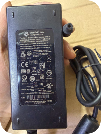 *Brand NEW* GlobTek Applicable to 5V8A power supply part number TR9CA8000LCP003H model GTM96600-4005-T3×2.5mm